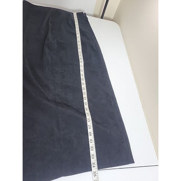 Croft & Barrow Black Straight Side Slit Career Casual Midi Skirt Women's Size 10 - Picture 6 of 11